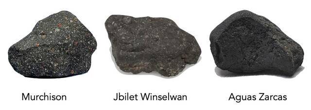 研究人员分析了三块被称为CM型碳质软玉石的陨石，它们的成分被认为代表了太阳和行星形成的材料