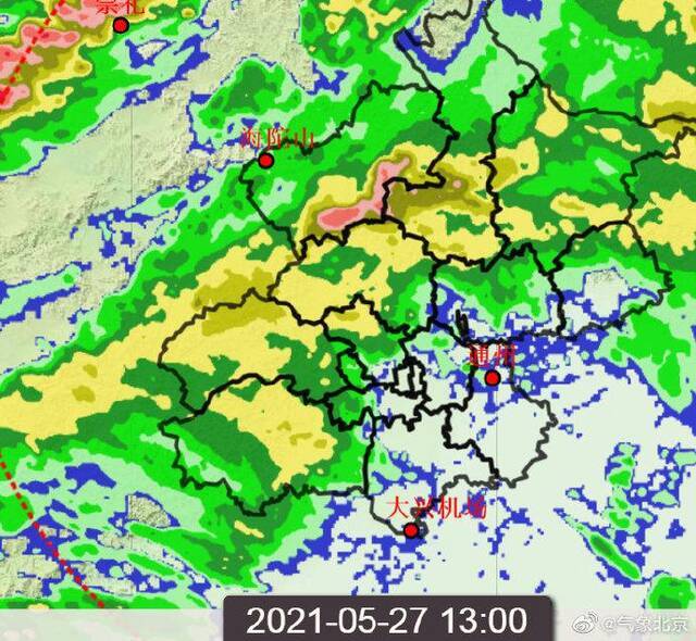 北京自西向东出现阵雨或雷阵雨，注意防风防雨