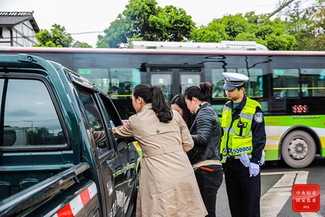 镜头  紧盯节点持之以恒纠治