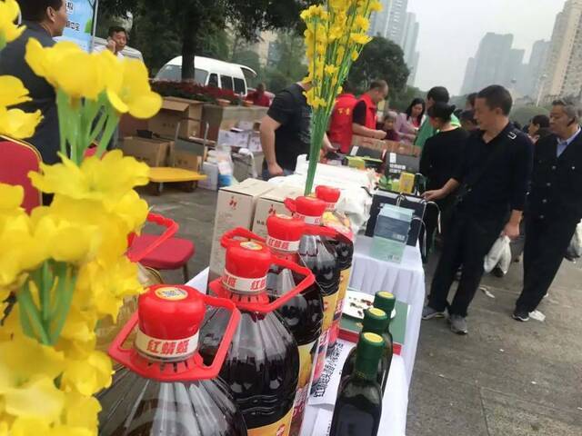 各种食用油产品市发展改革委供图