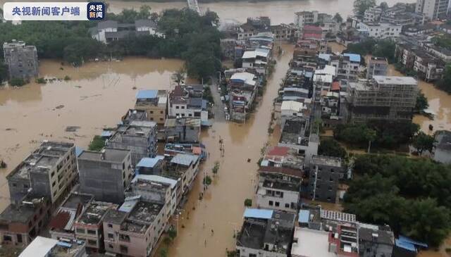 广东：“龙舟水”强降雨仍将持续 需防御城乡积涝等灾害