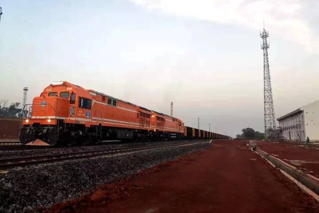 中国力量！几内亚首条现代化铁路即将开通运营
