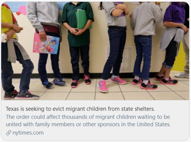 得州想把未成年非法移民从收容所赶出去。/《纽约时报》报道截图