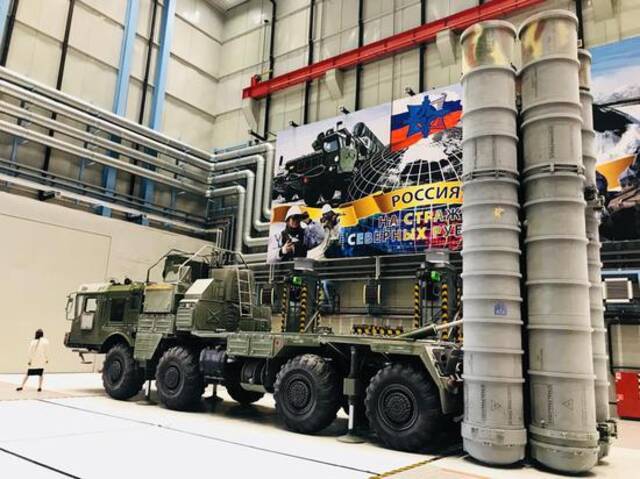 S-400防空导弹发射车资料图