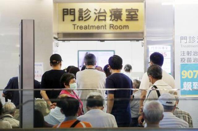 台湾疫情死亡率现新高 30多岁女性无慢性病史6天病亡