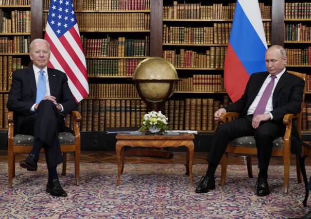 俄媒：普京和拜登结束近2小时小范围会谈