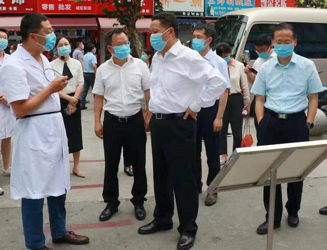 杨兴平副省长赴眉山市调研新冠肺炎疫情防控和疫苗接种等工作