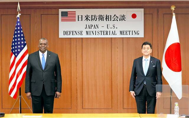 2021年3月16日，日本东京，美国国防部长奥斯汀与日本防卫相岸信夫举行会谈。图片来源：东方IC
