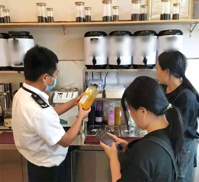 深圳15家茶饮单位被立案调查