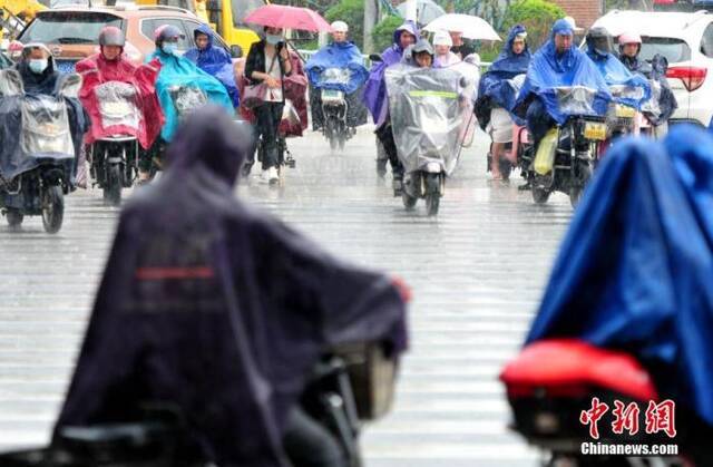 长江中下游地区有持续性强降水 暴雨黄色预警继续发布