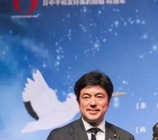 中山泰秀在担任日本外务副大臣期间，参加过东京电影节中国电影周活动