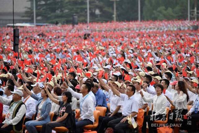 庆祝大会超多清晰大片来了！这些画面，你在直播看不到