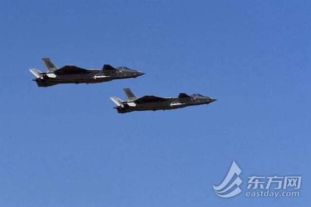 资料图：2019年空军开放日歼-20秀武器钱程灿摄