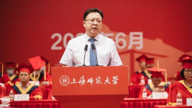 上海师大校友何学锋荣获“全国优秀共产党员”称号