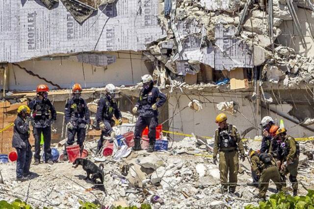 美国佛罗里达州坍塌公寓楼的相关搜救工作继续进行。