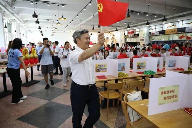 颂歌献给党｜中传师生合唱团参加庆祝中国共产党成立100周年文艺演出