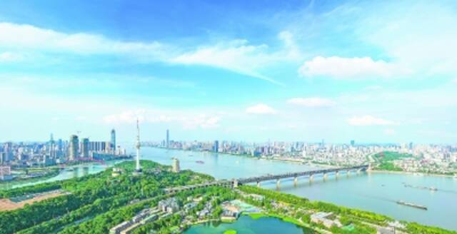武汉全力推进城市能级和品质“双提升”