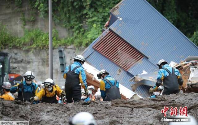 日本静冈县泥石流已致9死 事发地或涉违规填土行为