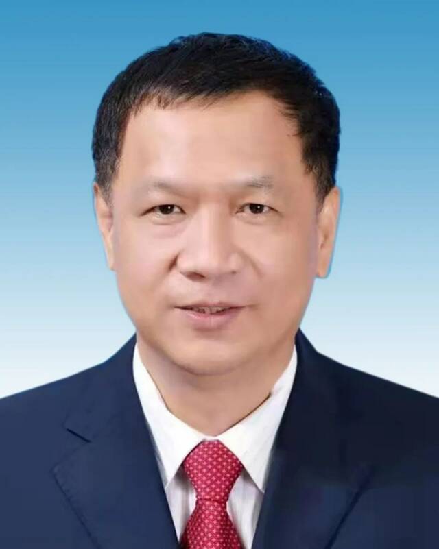 黄文辉当选厦门市市长