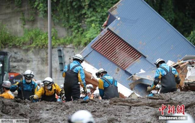 日本静冈泥石流发生已逾一周 仍有20人下落不明