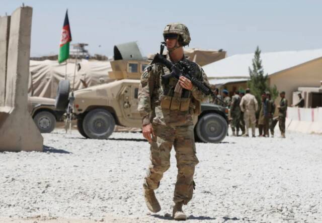 20年间，美军给阿富汗带来了什么？