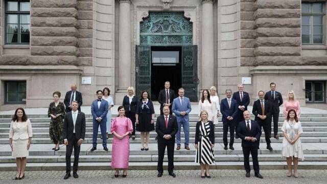 瑞典首相勒文以原有名单组阁新政府