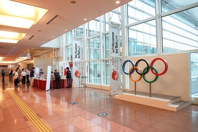 当地时间7月2日，日本东京，羽田国际机场各处奥运元素。图/IC photo