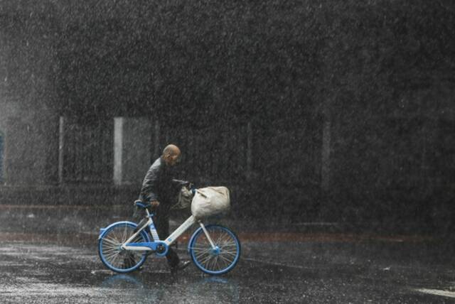 北京入汛最强降雨来袭 13日晨结束