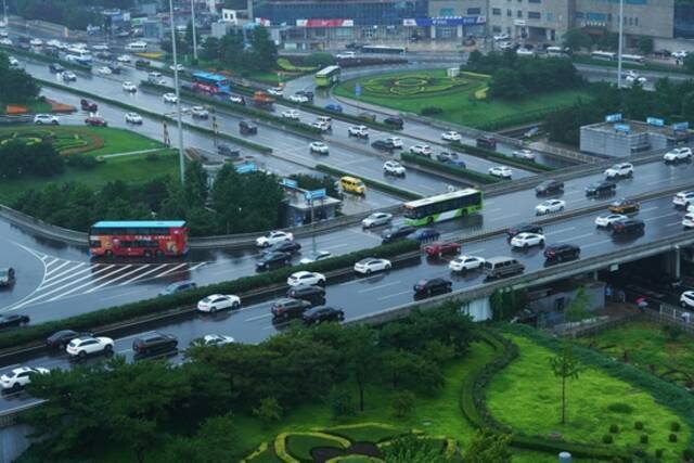 北京入汛最强降雨来袭 13日晨结束