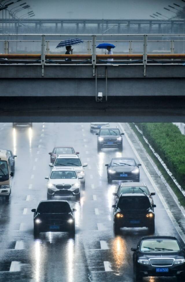 北京入汛最强降雨来袭 13日晨结束