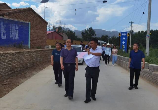 怀安县委书记刘源带队对全县村庄整治提升工作进行观摩拉练