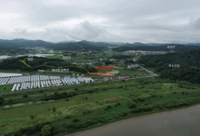 红圈部分为古城墙出土地点