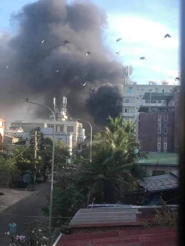 缅甸曼德勒一加油站发生爆炸 暂无人员伤亡报告