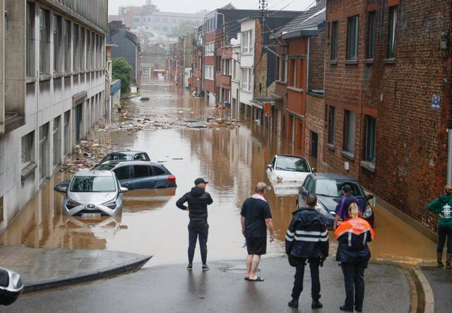 比利时南部洪灾致4人死亡 数十人失踪