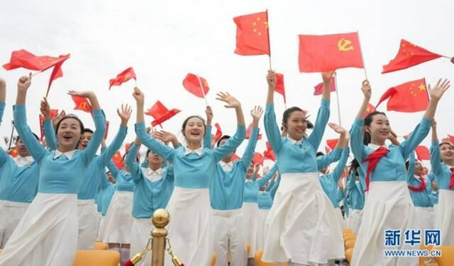 7月1日上午，庆祝中国共产党成立100周年大会在北京天安门广场隆重举行。新华社记者陈建力摄