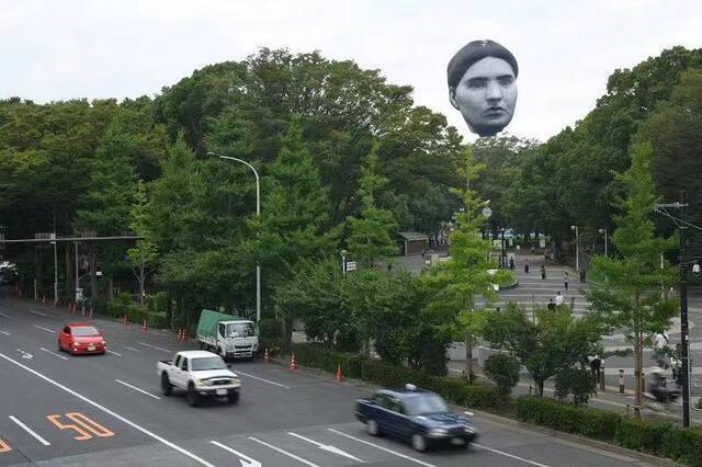 日本东京上空浮现神秘“大脸”（图片来源：日媒）