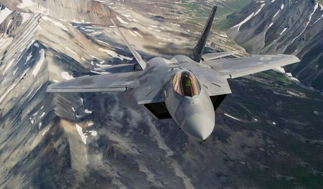 资料图：F-22“猛禽”战斗机图自洛克希德·马丁公司官网