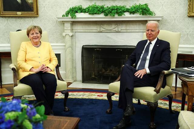 当地时间2021年7月15日，美国华盛顿，德国总理默克尔访问美国，与美国总统拜登举行会晤。澎湃影像图