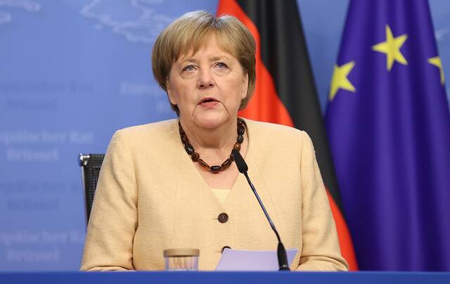 当地时间2021年6月25日，比利时布鲁塞，德国总理默克尔在欧盟领导人峰会后举行新闻发布会。人民视觉图