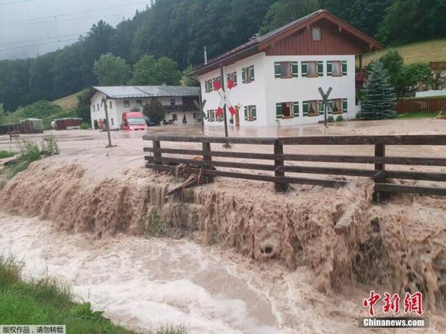 西欧洪灾近200人死亡德国灾情惨重 或冲击9月大选