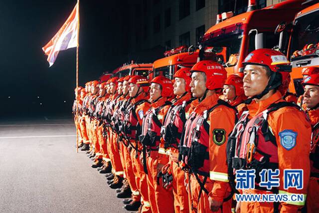 河南暴雨，各地救援正奔赴而来！