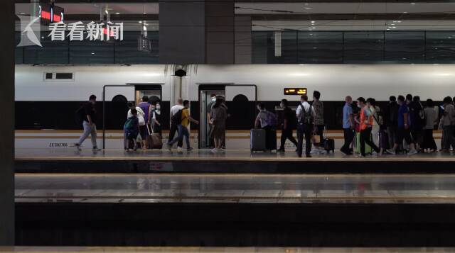 视频｜郑州东站：可乘与车票目的地一致的不同车次列车