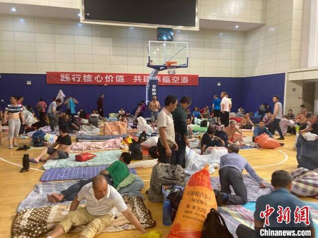 杭州机场安置万名建筑工人。杭州机场供图