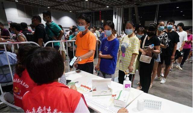 媒体：南京外溢感染者中已发展出二代关联病例，拐点何时到来