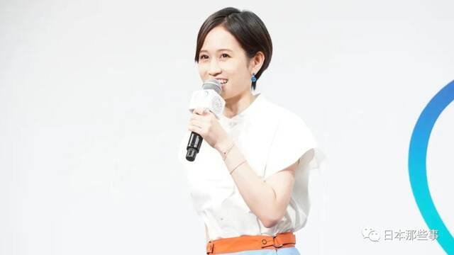 前田敦子离婚后新恋情曝光 对象为时装周设计师