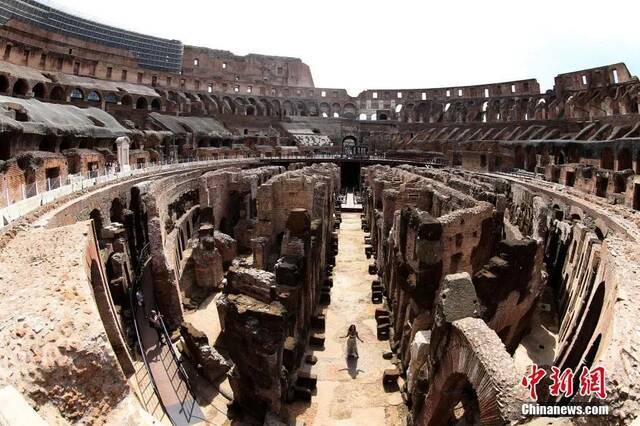 资料图：当地时间2021年6月25日，意大利罗马，弗拉维安露天剧场（Flavian Amphitheater）、罗马斗兽场以及地下墓穴（hypogea）在经过修复后对媒体开放。图片来源：视觉中国