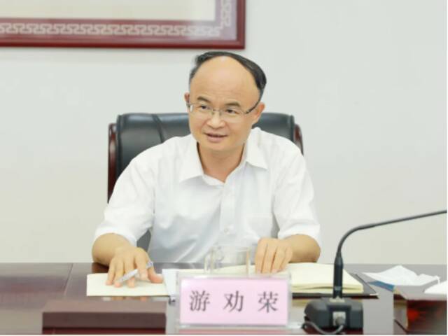 落实防控措施 确保疫情防控工作抓实抓细抓到位——省法院疫情防控领导小组召开会议研究部署防控工作