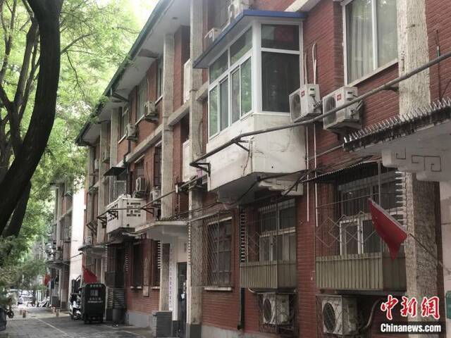 北京市西城区一处学区房。中新网左宇坤摄