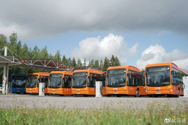 比亚迪：再次向北欧最大公共交通运营商Nobina集团交付76台纯电动大巴