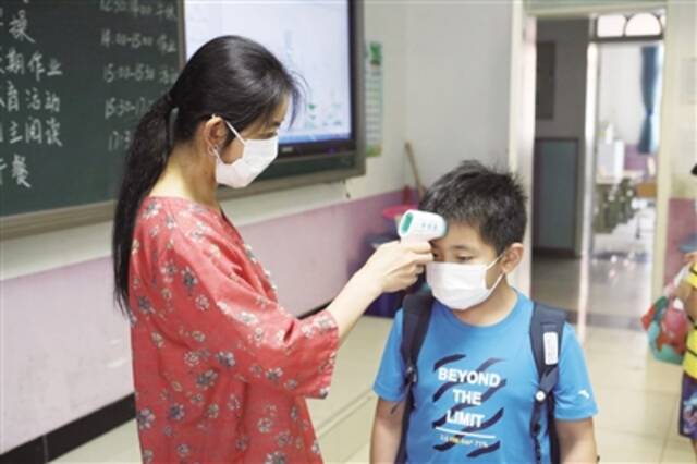 北京：暑期托管学生减少 各校强化疫情防控